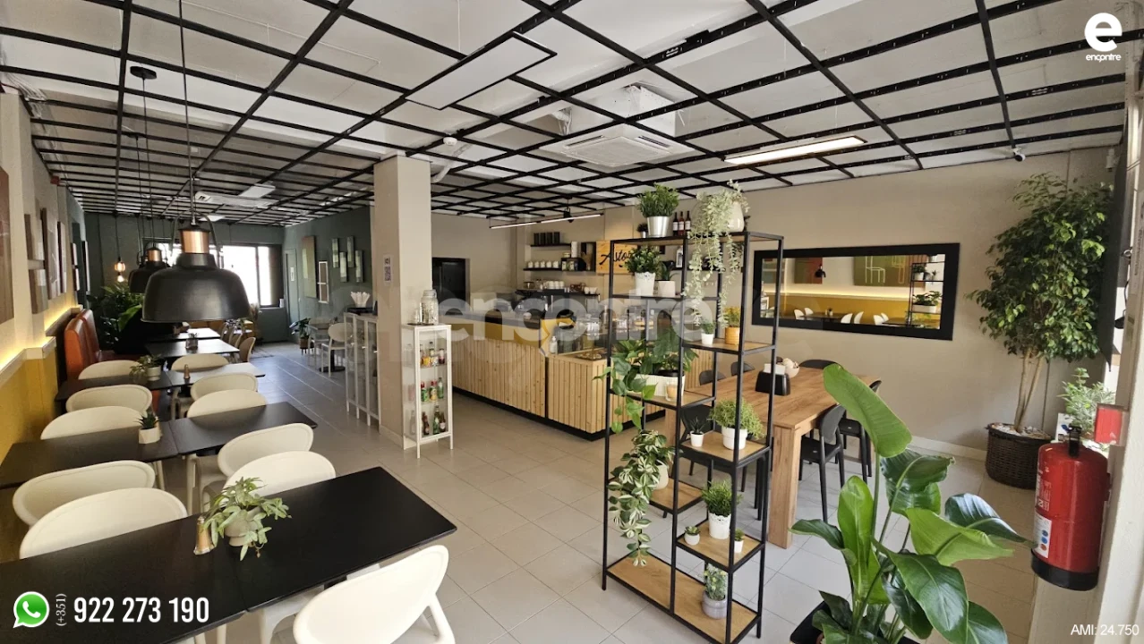 Loja para Arrendamento em Faro (Sé e São Pedro) Foto 11