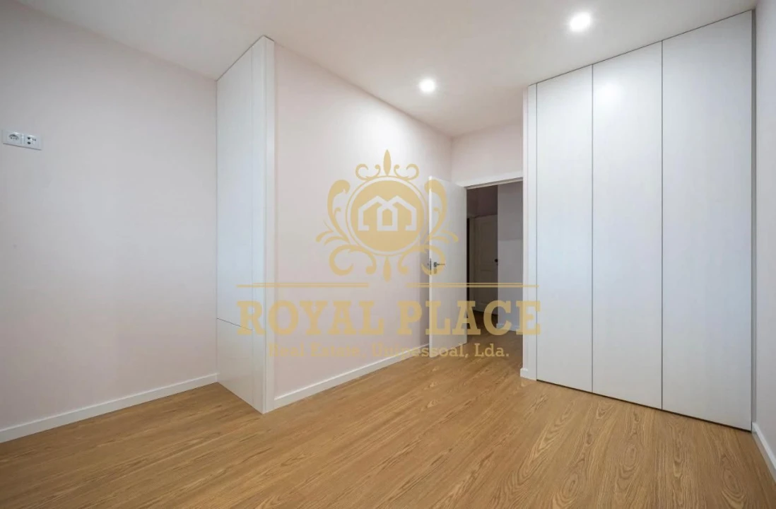 Moradia T4 para Venda em São Roque Foto 12