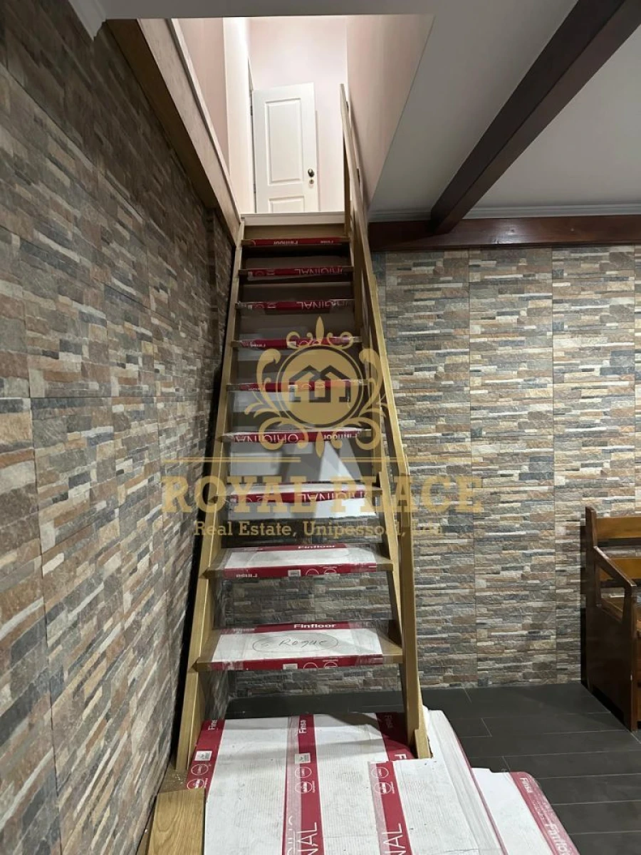 Moradia T4 para Venda em São Roque Foto 10