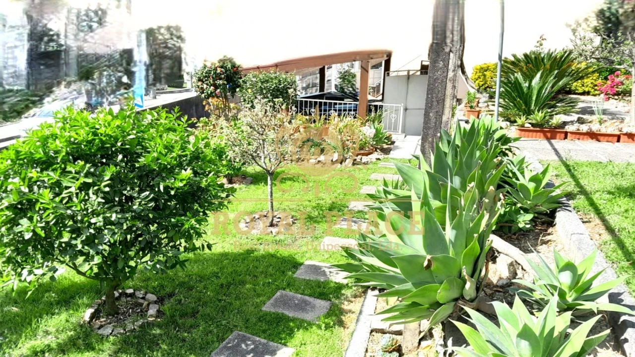 Moradia T4 para Venda em São Roque Foto 24