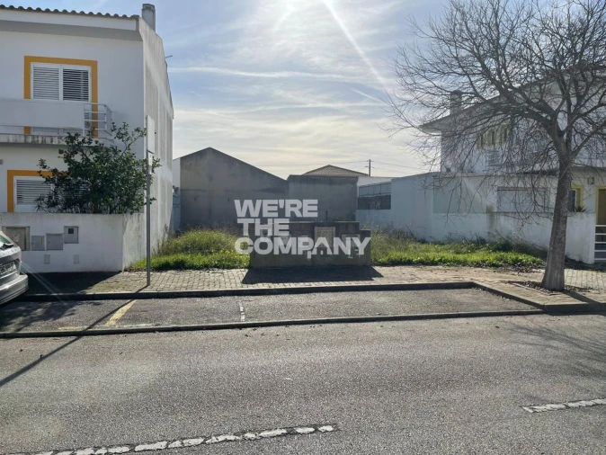 Terreno para Venda em Alhos Vedros Foto 2