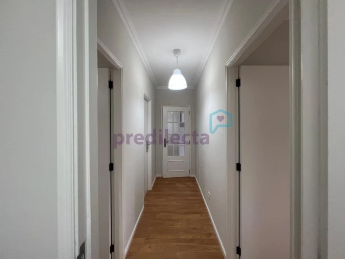 Apartamento T1 para Arrendamento em Paranhos