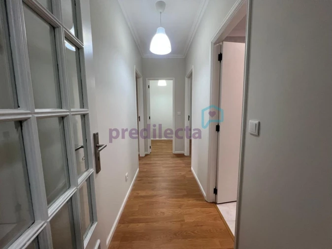 Apartamento T1 para Arrendamento em Paranhos Foto 3