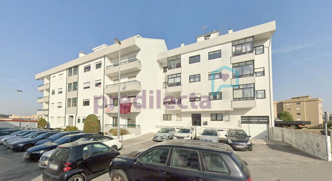 Apartamento T1 para Arrendamento em Paranhos Foto 1