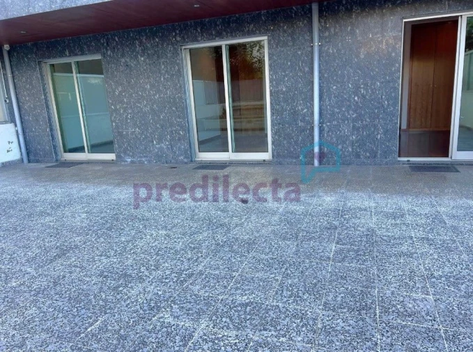 Apartamento T3 para Arrendamento em Paranhos Foto 26