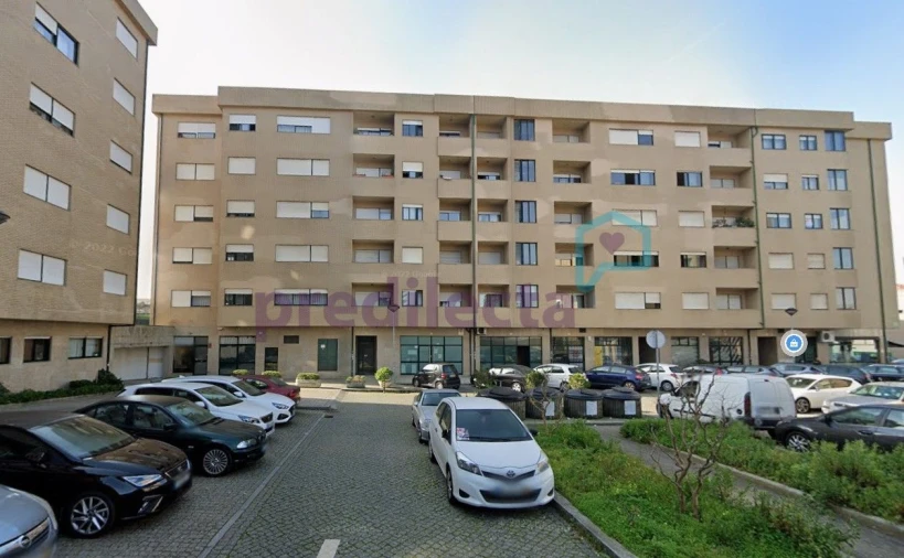 Apartamento T1 para Arrendamento em Paranhos