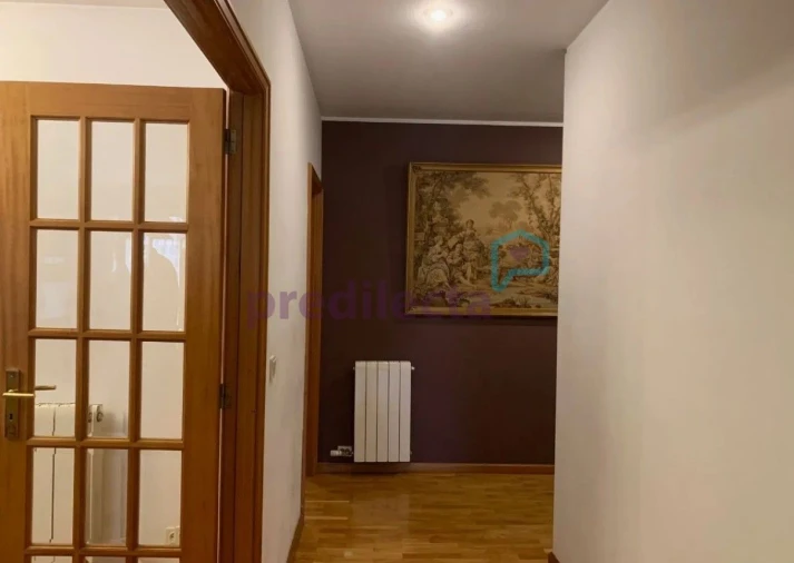 Apartamento T2 para Arrendamento em Paranhos