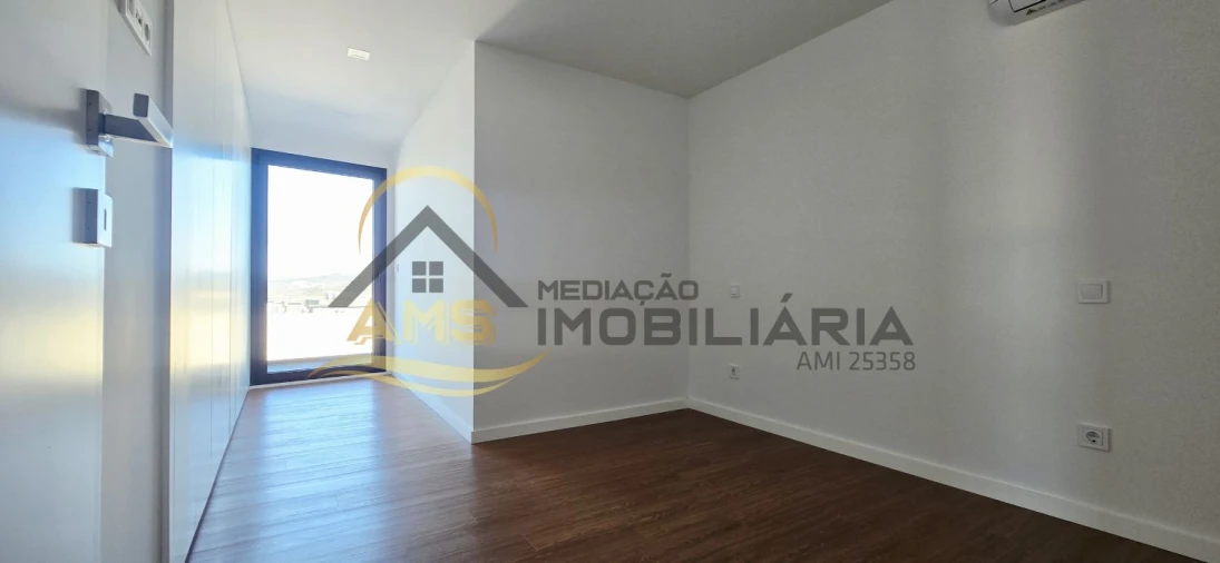 Apartamento T3 para Venda em Fafe Foto 9