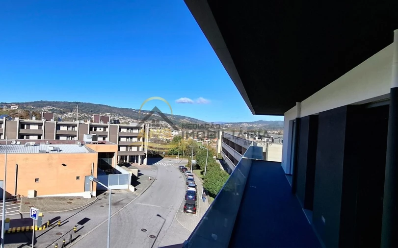 Apartamento T3 para Venda em Fafe Foto 10