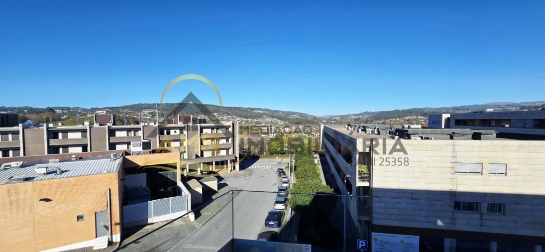 Apartamento T3 para Venda em Fafe Foto 5