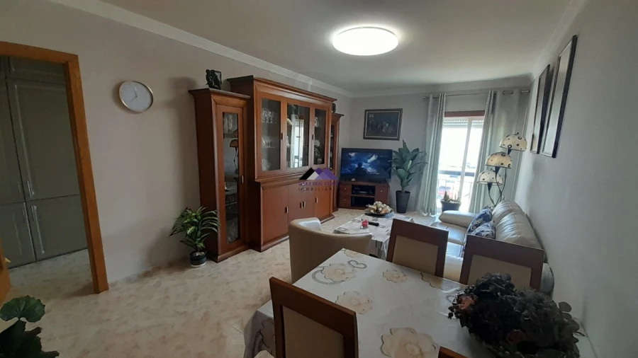 Apartamento T3 para Venda em Vila Real de Santo Antonio Foto 4
