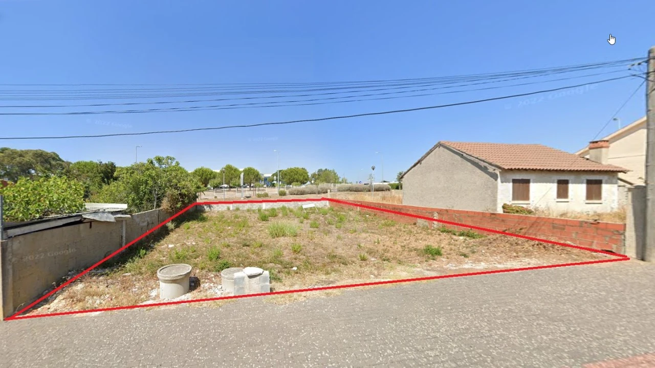 Terreno para Arrendamento em São Domingos de Rana Foto 1