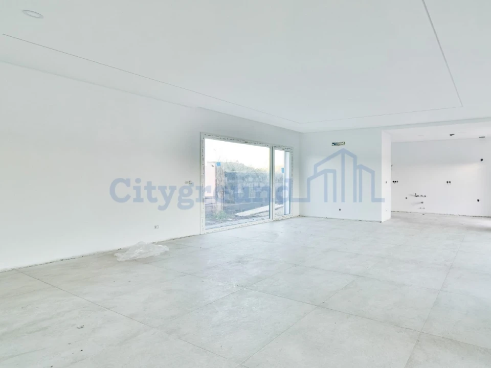 Moradia T4 para Venda em Nadadouro Foto 12