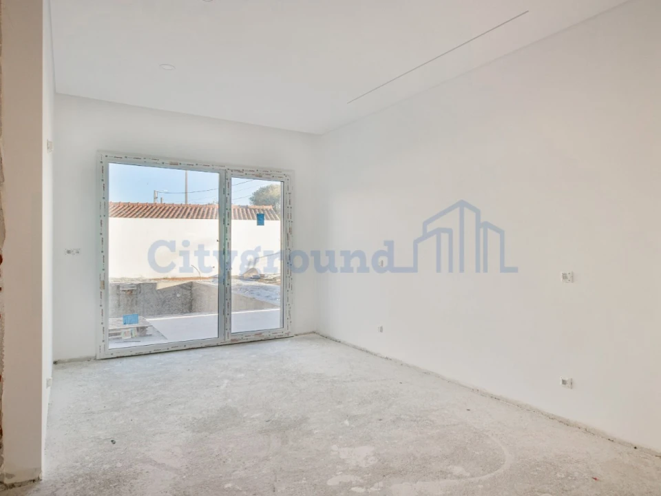 Moradia T4 para Venda em Nadadouro Foto 16