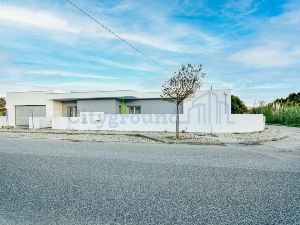 Moradia T4 para Venda em Nadadouro Foto 29