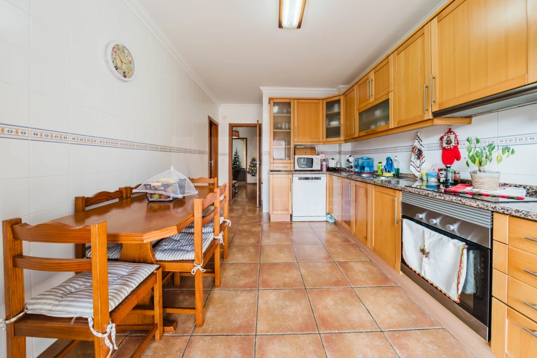 Apartamento T3 para Venda em Bombarral e Vale Covo Foto 3