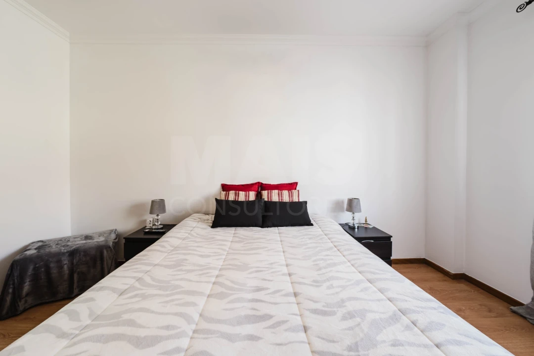 Apartamento T3 para Venda em Bombarral e Vale Covo Foto 10