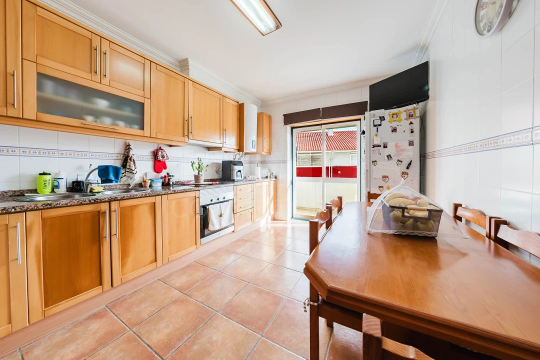 Apartamento T3 para Venda em Bombarral e Vale Covo Foto 2