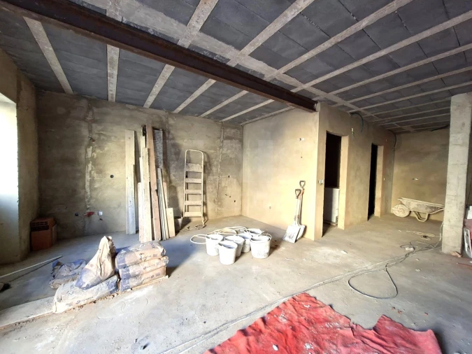 Moradia T1 para Venda em Peral Foto 2