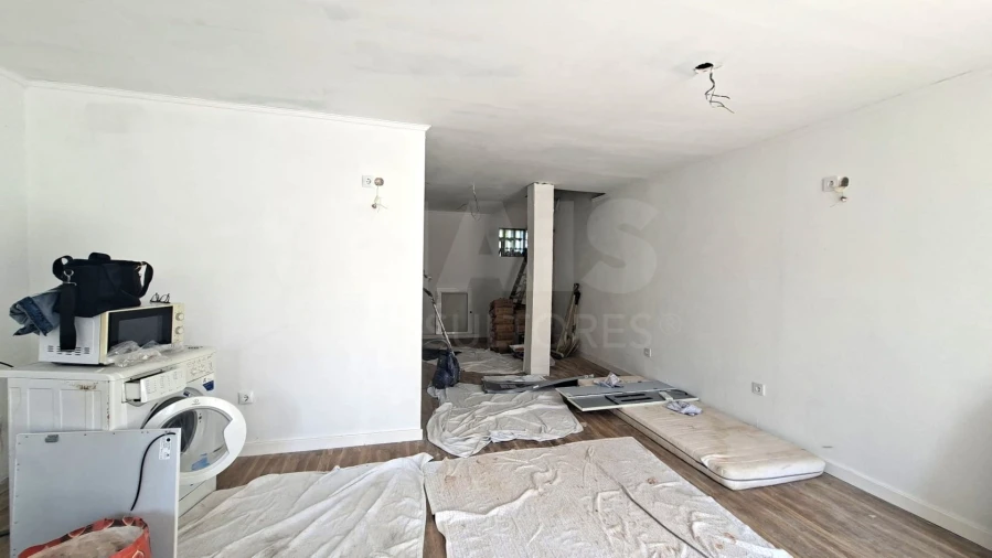 Moradia T1 para Venda em Peral Foto 3