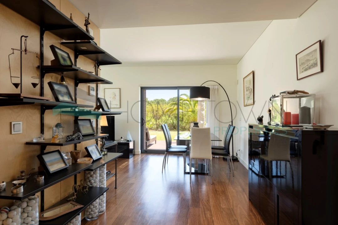 Apartamento T1 para Venda em Quarteira Foto 4