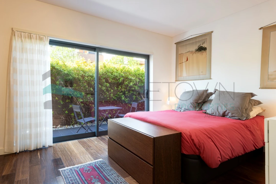 Apartamento T1 para Venda em Quarteira Foto 12