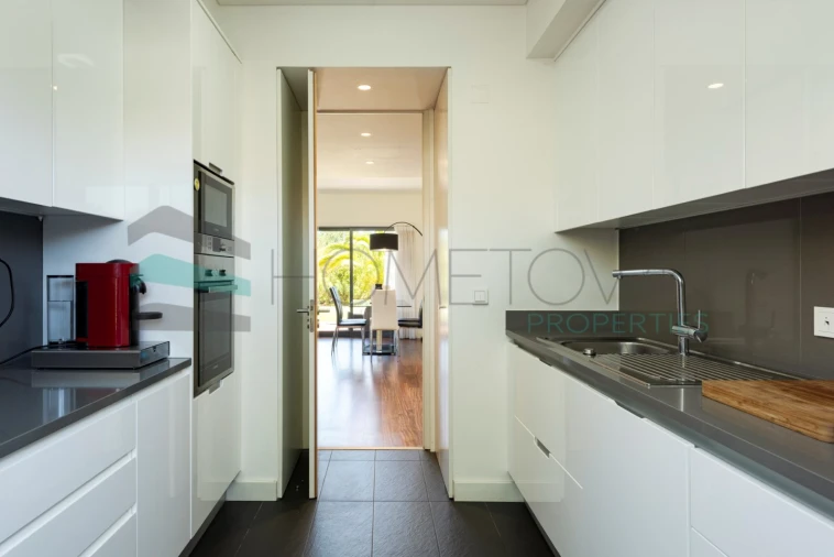 Apartamento T1 para Venda em Quarteira Foto 3