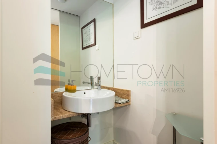 Apartamento T1 para Venda em Quarteira Foto 10