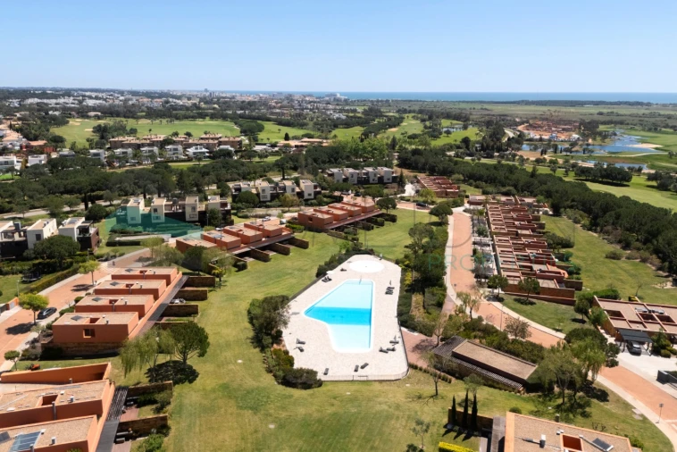 Apartamento T1 para Venda em Quarteira Foto 1