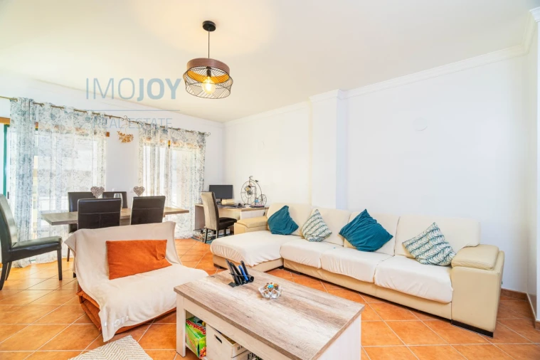 Apartamento T3 para Venda em Portimão Foto 3