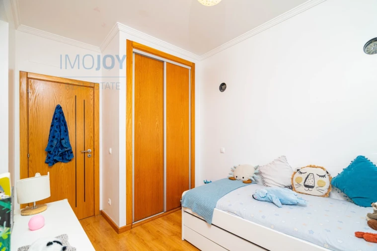 Apartamento T3 para Venda em Portimão Foto 16