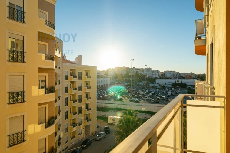 Apartamento T3 para Venda em Portimão Foto 30