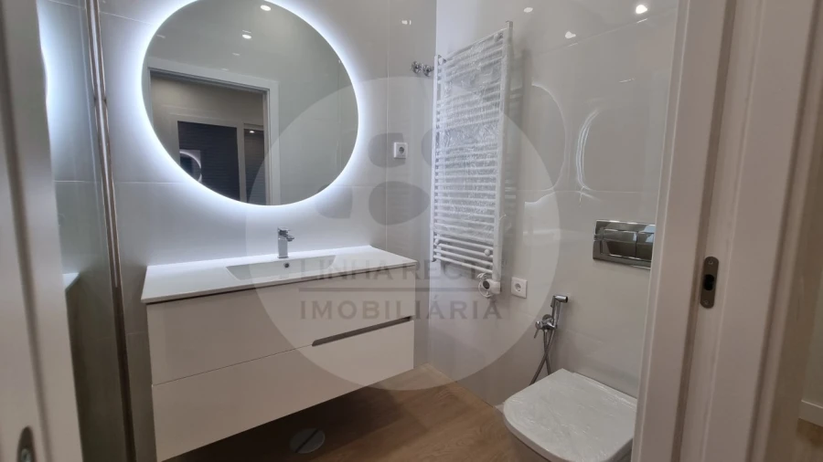 Moradia T4 para Venda em Azeitão (São Lourenço e São Simão) Foto 13