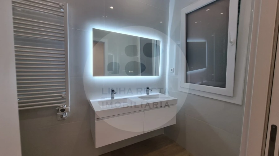 Moradia T4 para Venda em Azeitão (São Lourenço e São Simão) Foto 18