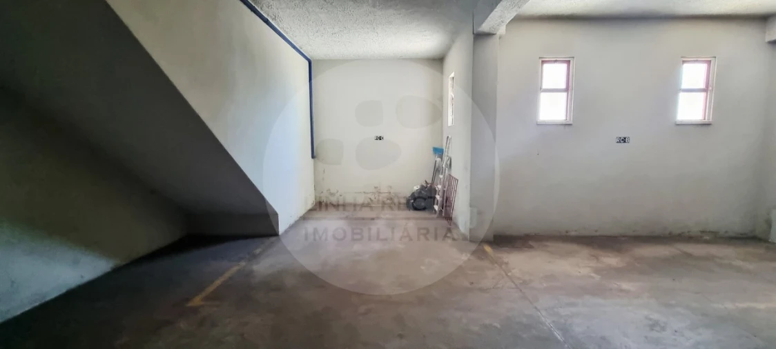 Apartamento T1 para Venda em São João das Lampas e Terrugem Foto 36
