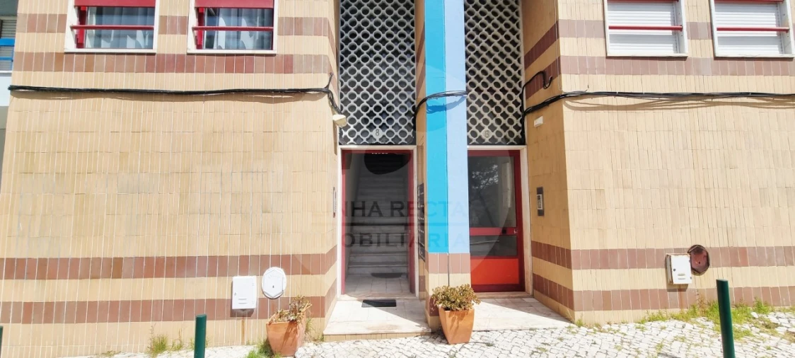 Apartamento T1 para Venda em São João das Lampas e Terrugem Foto 41