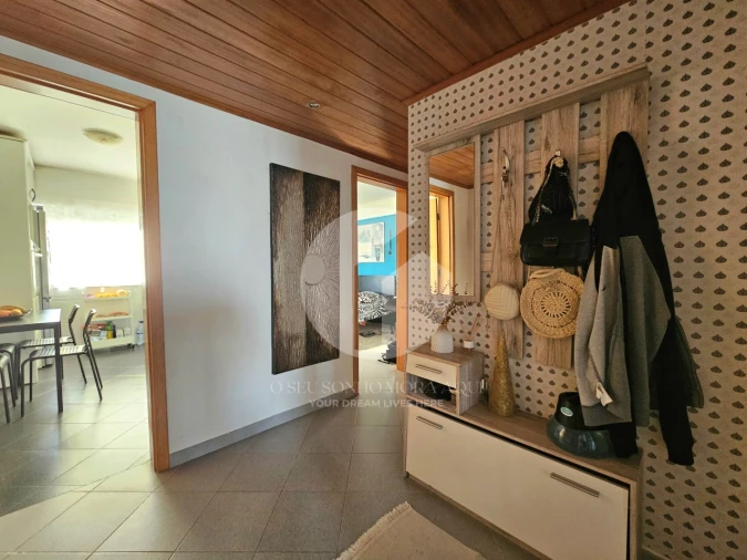 Apartamento T2 para Venda em Quelfes Foto 10