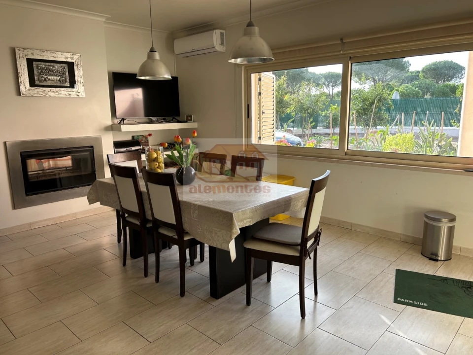 Moradia T6 para Venda em Grândola e Santa Margarida da Serra Foto 7