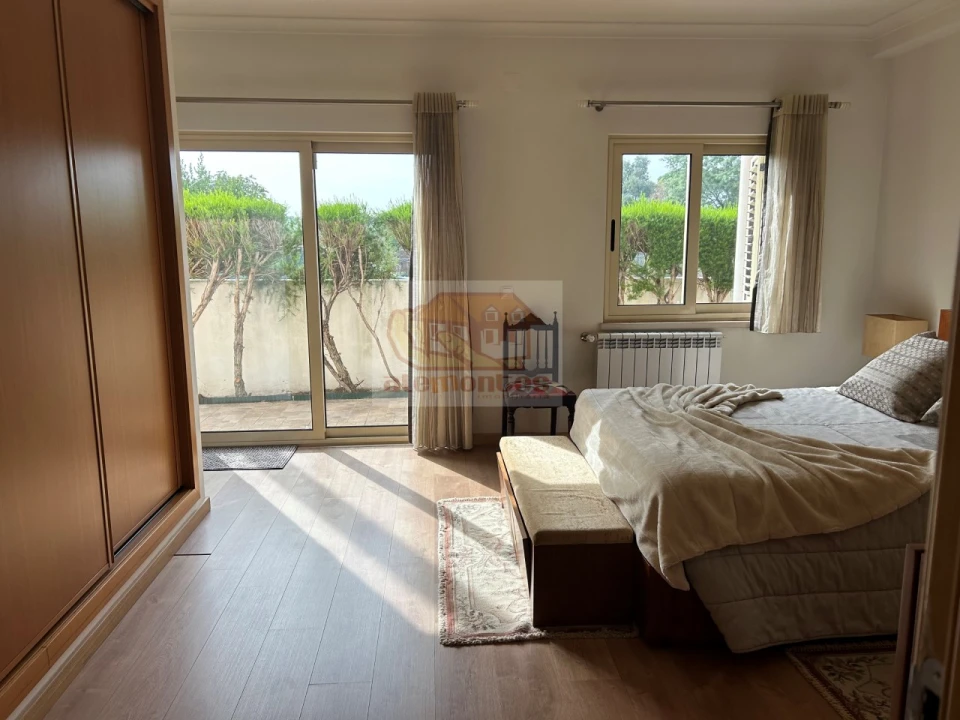 Moradia T6 para Venda em Grândola e Santa Margarida da Serra Foto 9