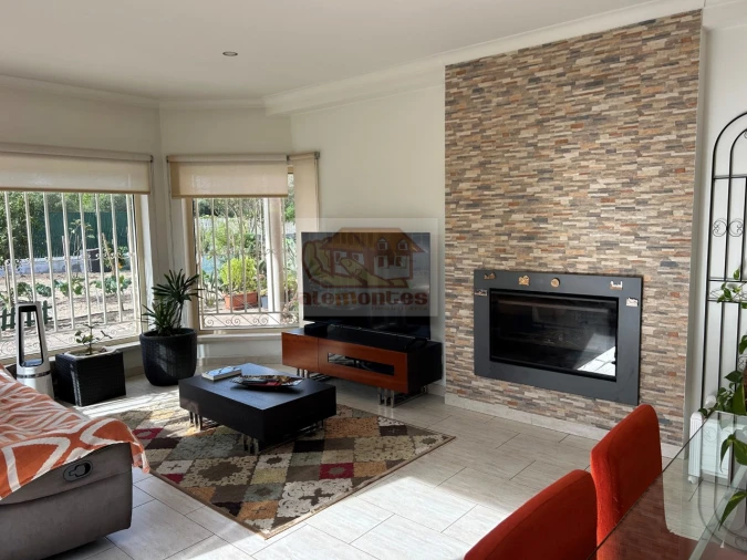 Moradia T6 para Venda em Grândola e Santa Margarida da Serra Foto 2