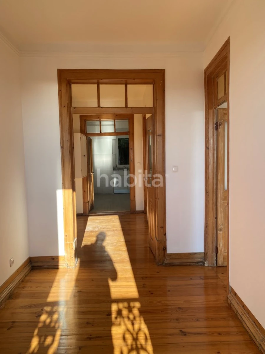 Apartamento T2 para Arrendamento em São Vicente Foto 5