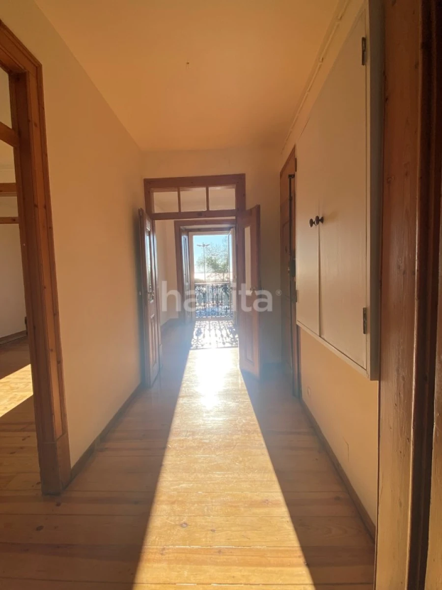 Apartamento T2 para Arrendamento em São Vicente Foto 10