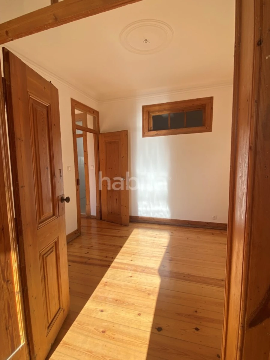 Apartamento T2 para Arrendamento em São Vicente Foto 13