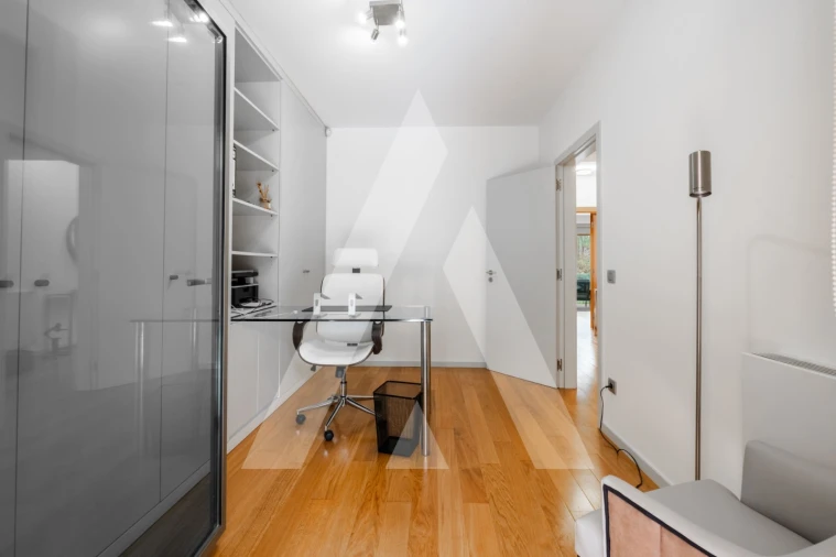 Moradia T4 para Venda em Santa Joana Foto 3