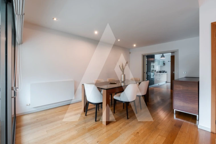 Moradia T4 para Venda em Santa Joana Foto 14