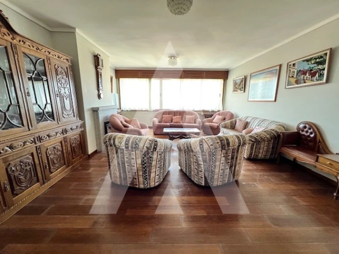 Apartamento T4 para Arrendamento em Glória e Vera Cruz Foto 6