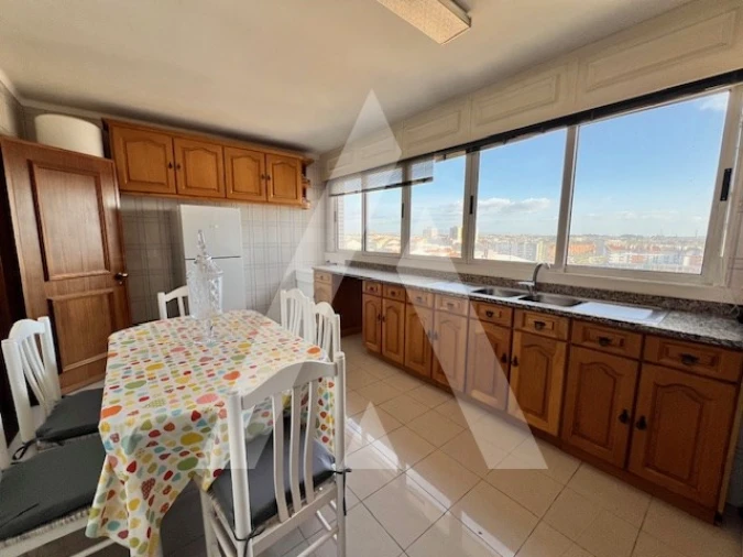 Apartamento T4 para Arrendamento em Glória e Vera Cruz Foto 16