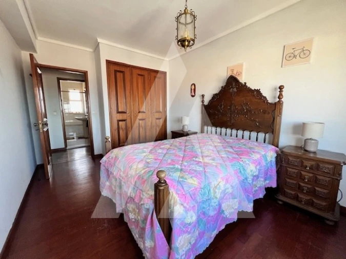 Apartamento T4 para Arrendamento em Glória e Vera Cruz Foto 22