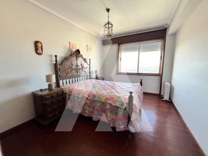 Apartamento T4 para Arrendamento em Glória e Vera Cruz Foto 23