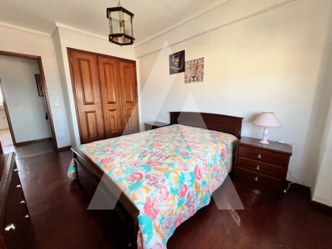 Apartamento T4 para Arrendamento em Glória e Vera Cruz Foto 24